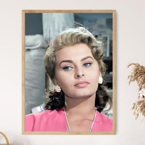 Sophia Loren Classic Photo Art, Legendary Actress, Elegant Wall Decor, Collectible Gift for Fans
