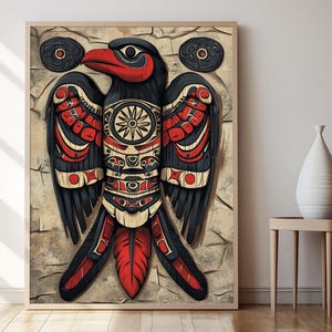 Op de afbeelding: Een gestileerde illustratie van een raaf met rode, zwarte en witte geometrische patronen. De raaf is afgebeeld in een traditionele Native American stijl, met een grote snavel en wijd uitgespreide vleugels.