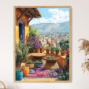 Könnte beinhalten: Eine farbenfrohe Terrassenszene mit Blick auf eine Stadt in der Ferne. Die Terrasse hat einen Holzboden, Topfpflanzen und einen Korbtisch mit einer geflochtenen Tischplatte. Die Terrasse ist mit einem bunten Teppich dekoriert.