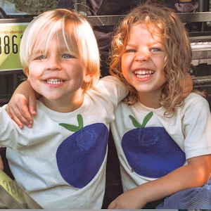 Kids Blueberry Tshirt-Fruit Tee-Infant/Kids-Natural Cotton-Recycled Felt -Hand Appliqued-Gender Neutral-Farmers Market-Gardening Tee