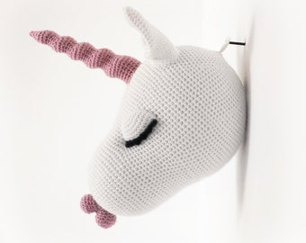 Unicorn Head Wall Mount, Faux Taxidermy – Annabel the Unicorn Crochet Pattern