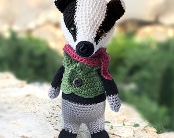 Amigurumi crochet badger pattern, pdf, download, diy, tutorial, stuffed toy, plush, softie - Juniper the Badger