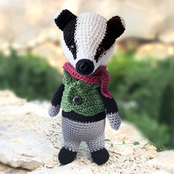 Amigurumi crochet badger pattern, pdf, download, diy, tutorial, stuffed toy, plush, softie - Juniper the Badger