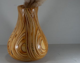 vase, vase en bois, pot en bois, vase à fleurs sèches, art du bois, tournage sur bois, cadeau unique, motif en bois inhabituel, récipient en bois, grain de bois