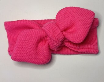 Baby girl bow headband - Pink ribbed stretch fabric