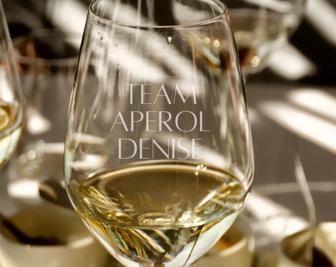 Wine glass personalized TEAM APEROL with name engraving, your own personalized wine glass with engraving for birthday, wedding, girlfriend