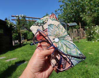 Handmade Tapestry Eyeglasses Pouch | Woven Gobelin Fabric Glasses Case with Snap
