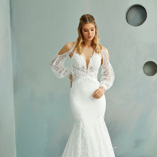 Delicate Lace Cold-Shoulder Boho Wedding Dress,Unique Bridal Gown,Bohemian Mermaid Lace Wedding Dress, Boho Bride,Nontraditional Bridal Gown
