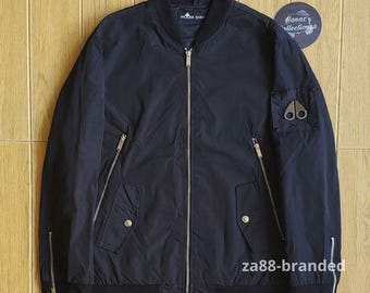 MOOSE KNUCKLES Svart bomberjacka