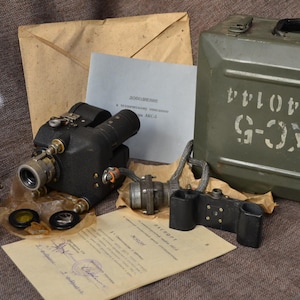 Old Soviet Arial Camera AKS-5 with lens documents case War Time Vintage