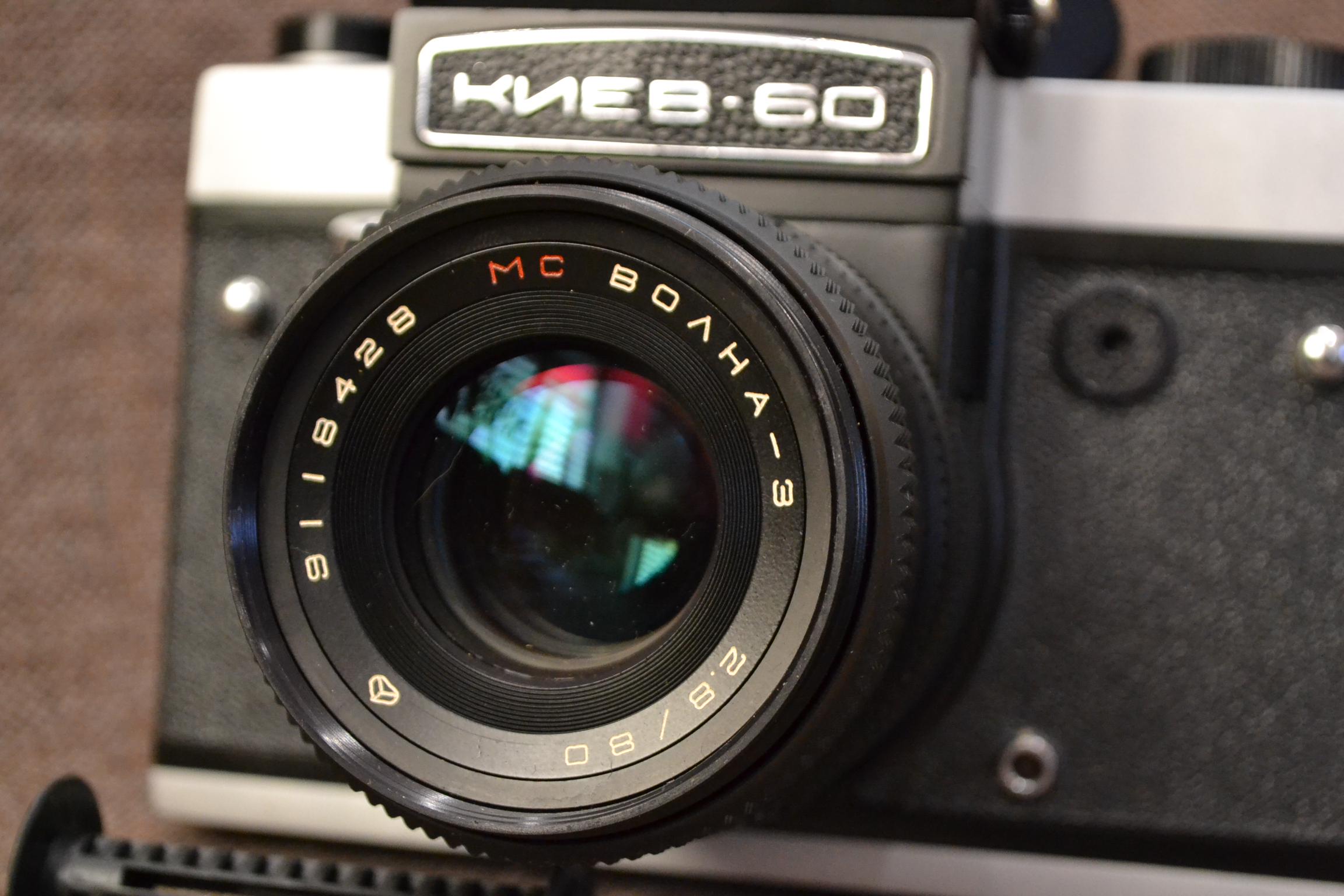 KIEV-60 TTLカメラMC Volna 3レンズ中判カメラボックス入り工場キット+
