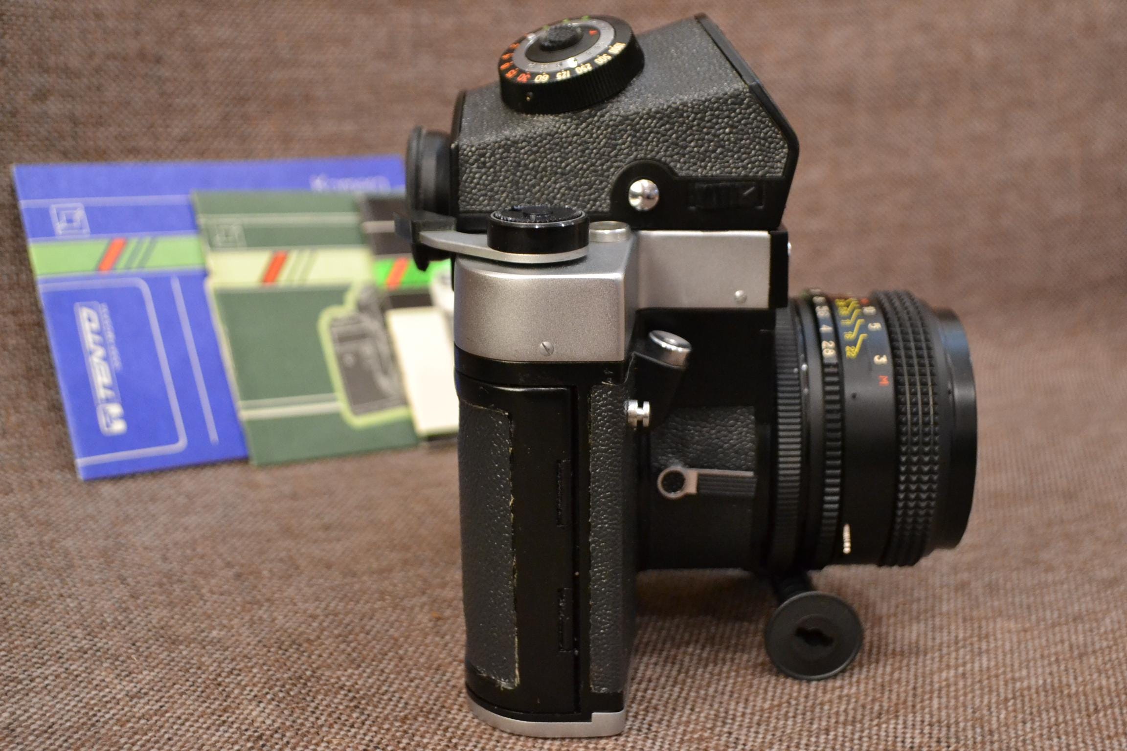KIEV-60 TTLカメラMC Volna 3レンズ中判カメラボックス入り工場キット+