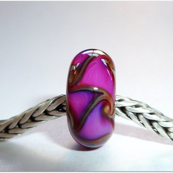 Luccicare Lampwork Bead - Wildberry VI -  Lined with Sterling Silver