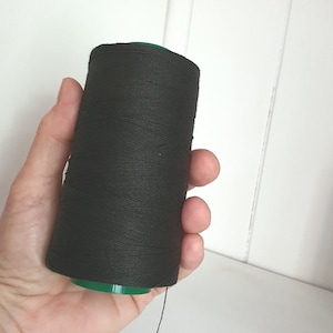 Black Linen Thread Spool 1000 m hand & machine sewing