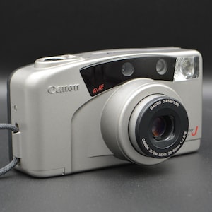Vintage Canon Autoboy Panorama J Macro Zoom Lens 35mm Point and Shoot Film Camera | 35mm Film Canon Camera | Beginner Friendly 35mm Camera