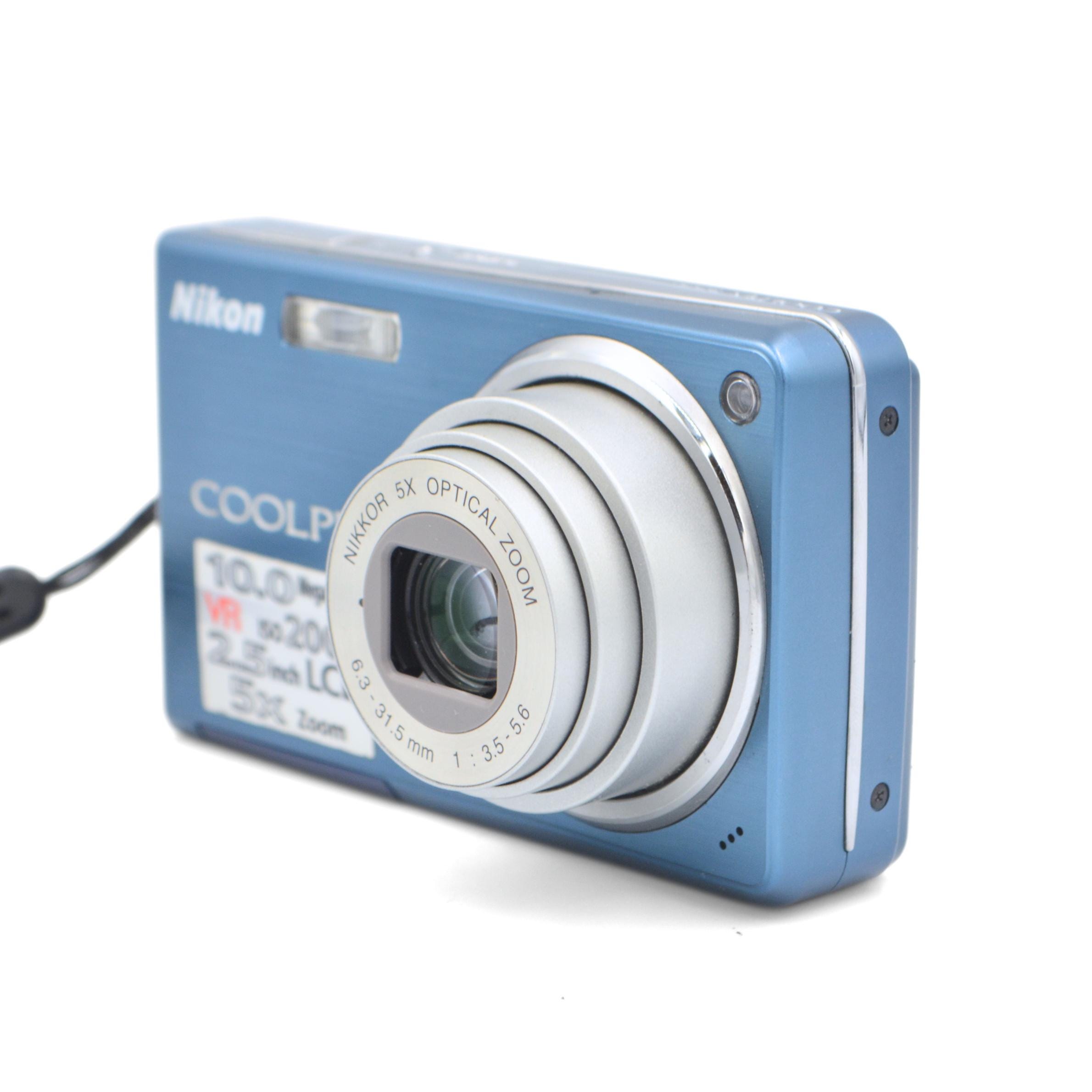 Blue Digital Camera Nikon COOLPIX S550 Compact Digicam Point and 