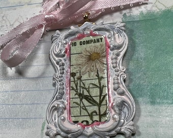 Shabby floral tag charm, 2inch, photo charm tag, embellishment, junk journaling, ornament