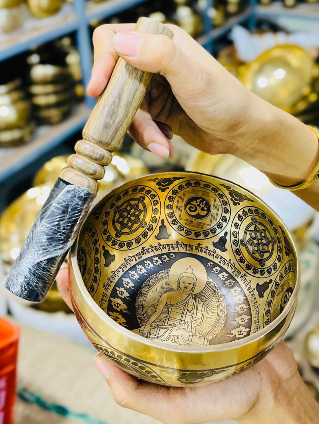 Super Fine Buddha Etching Himalayan Singing Bowl - 100% Handmade Bath Bowls From Nepal -13cm ...