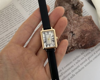 Vintage-Lederuhr, goldene Damen-Armbanduhr, römische Ziffernuhr für Damen, minimale Retro-Uhr, kleine Armbanduhr, Geschenk für Sie