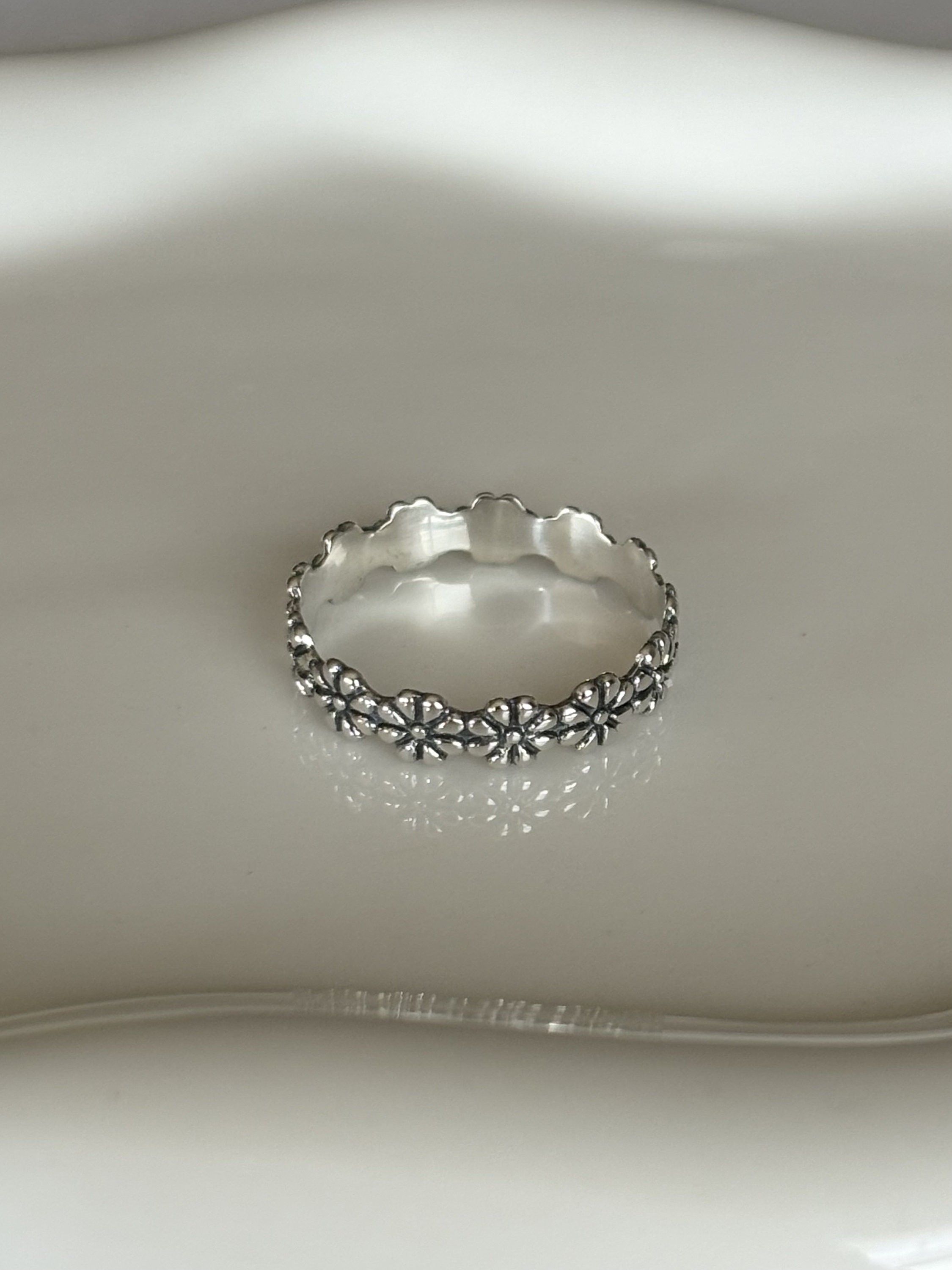 Eternity Daisy Silver Ring, Simple Daisy Ring, 925 Flower