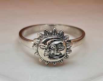 Silver Sun and Moon Ring, stackable silver rings, chunky silver ring, lunar rings, astrology ring, for her, gift for women, thumb rings