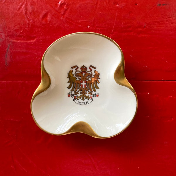 Vintage Wien Austria Souvenir Ashtray  - Medium Porcelain and Gold Ashtray