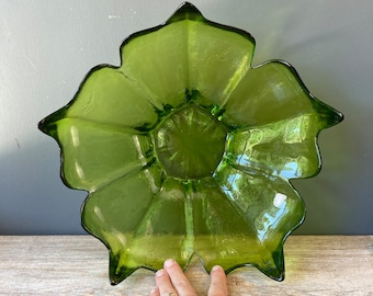 Viking Glass Company - Stockholm Spike Bowl -  Dalzell Green Lotus Bowl