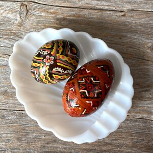 Lot de 2 œufs en bois vintage - Oeuf ukrainien vintage