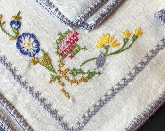 4 Antique Linen Napkins - Handworked Embroidery