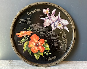 Souvenir Tablett aus schwarzem Metall aus Hawaii - Hibiskus und Orchidee
