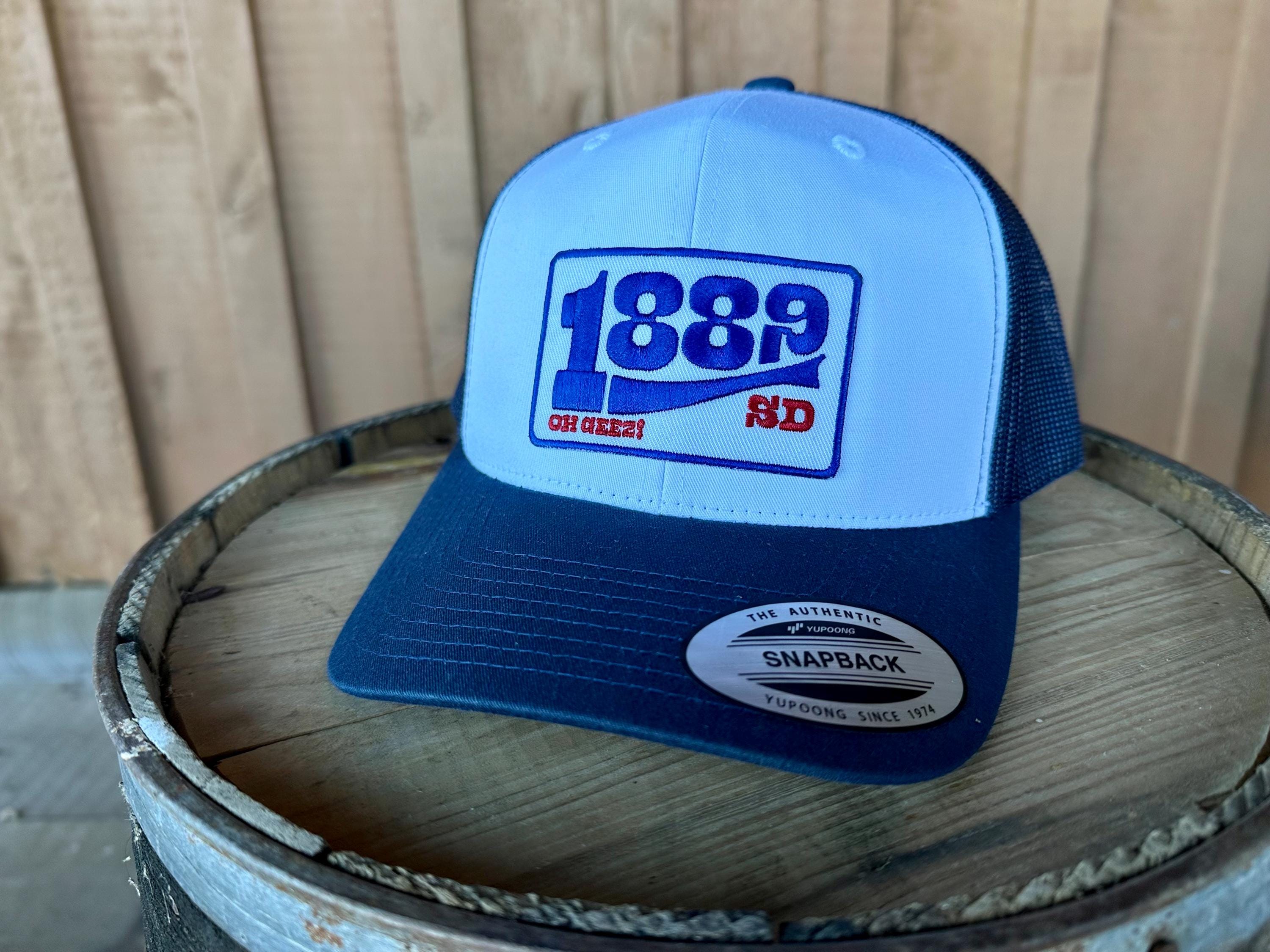 1889 South Dakota Trucker Hat – Retro Embroidered Patch Snapback