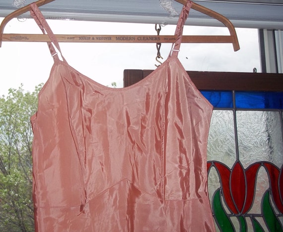 Vintage Real TAFFETA,slip,gown,dress,size 32 to 34