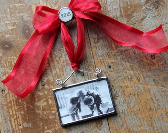 Adorno navideño personalizado con foto: recuerdo familiar, regalo para recién comprometidos