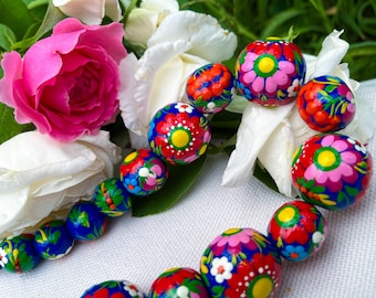 READY TO SHIP, Hand-painted Floral Necklace, Wooden Beads, Handmade Gift for Girl, Galentine Gift, New Mom Valentines Gift, Petrykivka Art