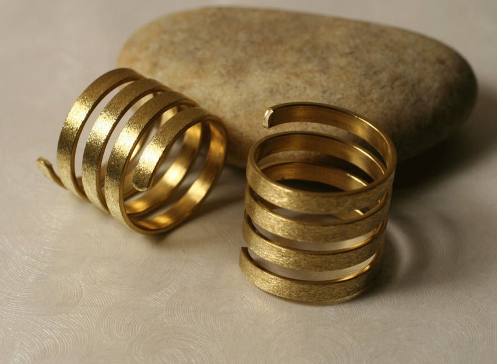 Spiral rings size US 8 select you color and quantity Etsy