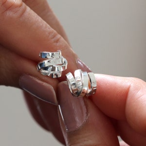 Personalisierte Silber Ohrringe | Silber Ohrstecker | Einzigartige Bio-Ohrringe | Benutzerdefinierte zeitgenössische Ohrringe | Alltags Ohrringe