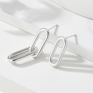 Sterling Silver Mismatched Silver Oval Link Earrings | Drop Earrings | Contemporary Minimalist Statement Earrings