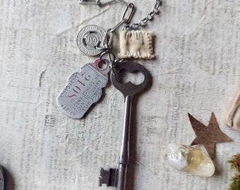 Vintage Long Skeleton Key Assemblage Necklace,  Charm Necklace, Vintage Style