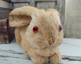 Vintage Sisal Bunny Cream With Pink Eyes