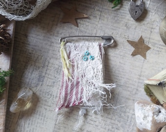 Striped Brooch, Vintage Lace,Beaded Romantic Eclectic Brooch, Unique Pin, Textile Art, Wearable Art, Vintage Style, Prayer Flag Brooch