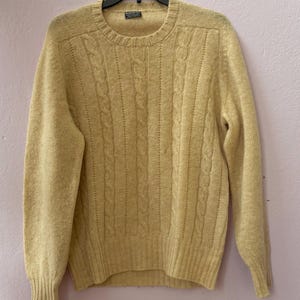 Vintage 1970’s Beige Brooks Brothers Real Shetland Wool Cable Knit Sweater Pullover 40