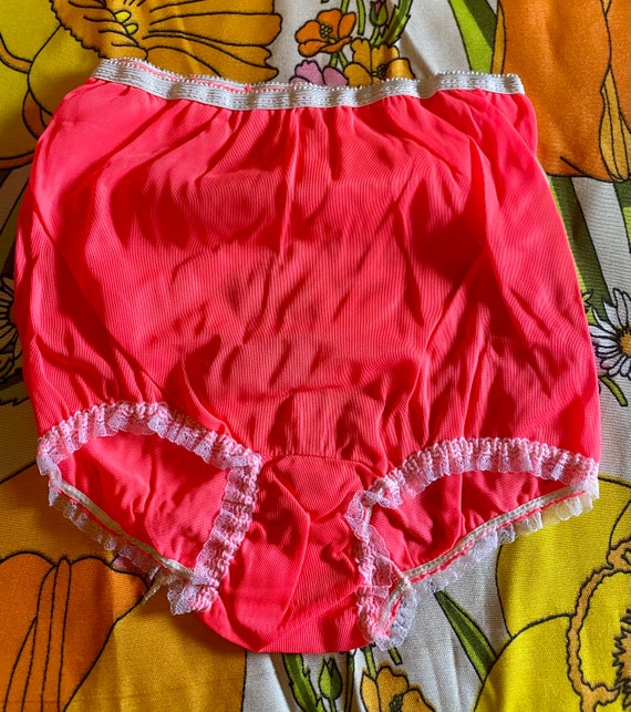 Vintage Hot Pink Nylon Girls Lace Panties Underwear Size 12 Nylon Gusset Old  Stock With Tags 