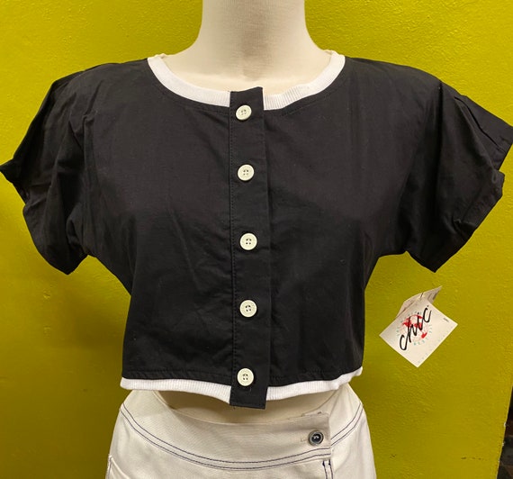 Vintage 1980’s CHIC  Crop Top Black White Button … - image 5