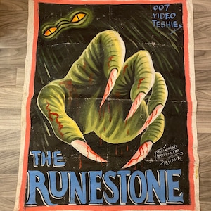 Póster de película ghanesa The Runestone pintado a mano original de la década de 1990 Papa Warsti Ghana Teshie-Accra 007 Video Teshie