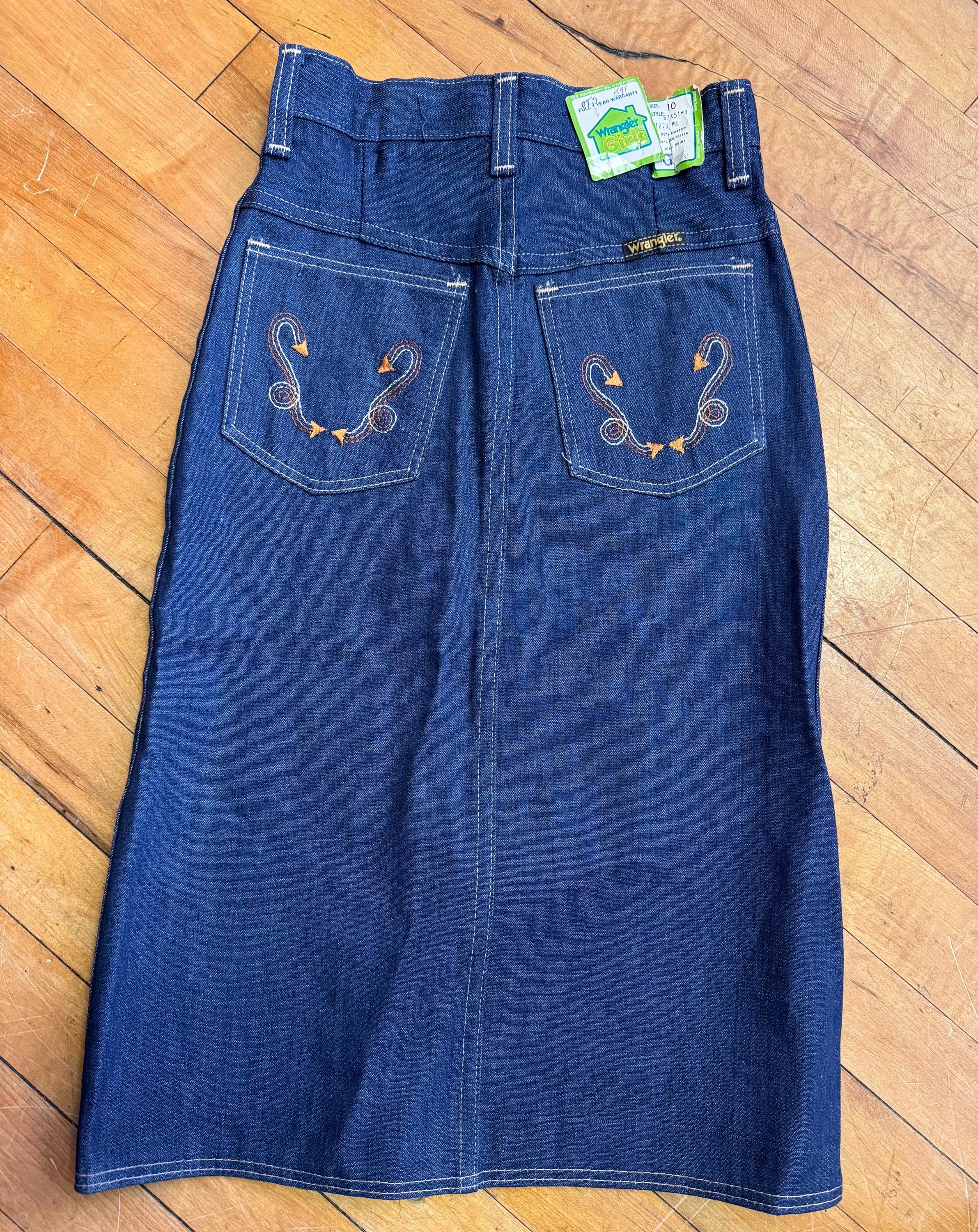 Vintage Embroidered Pocket Jeans
