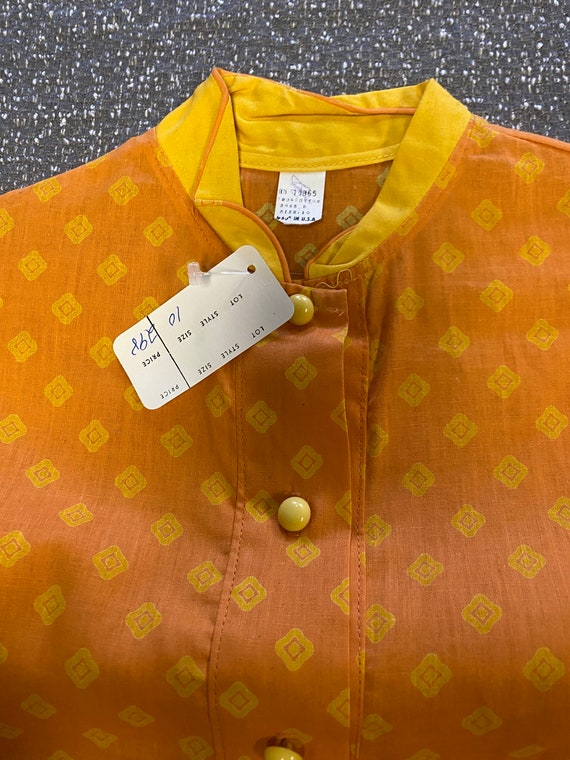 Vintage 1960’s Girls Orange Yellow  Nehru Collar … - image 3