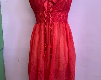 Vintage 1950’s Red Nylon GMC full slip nightgown ILGWU 36