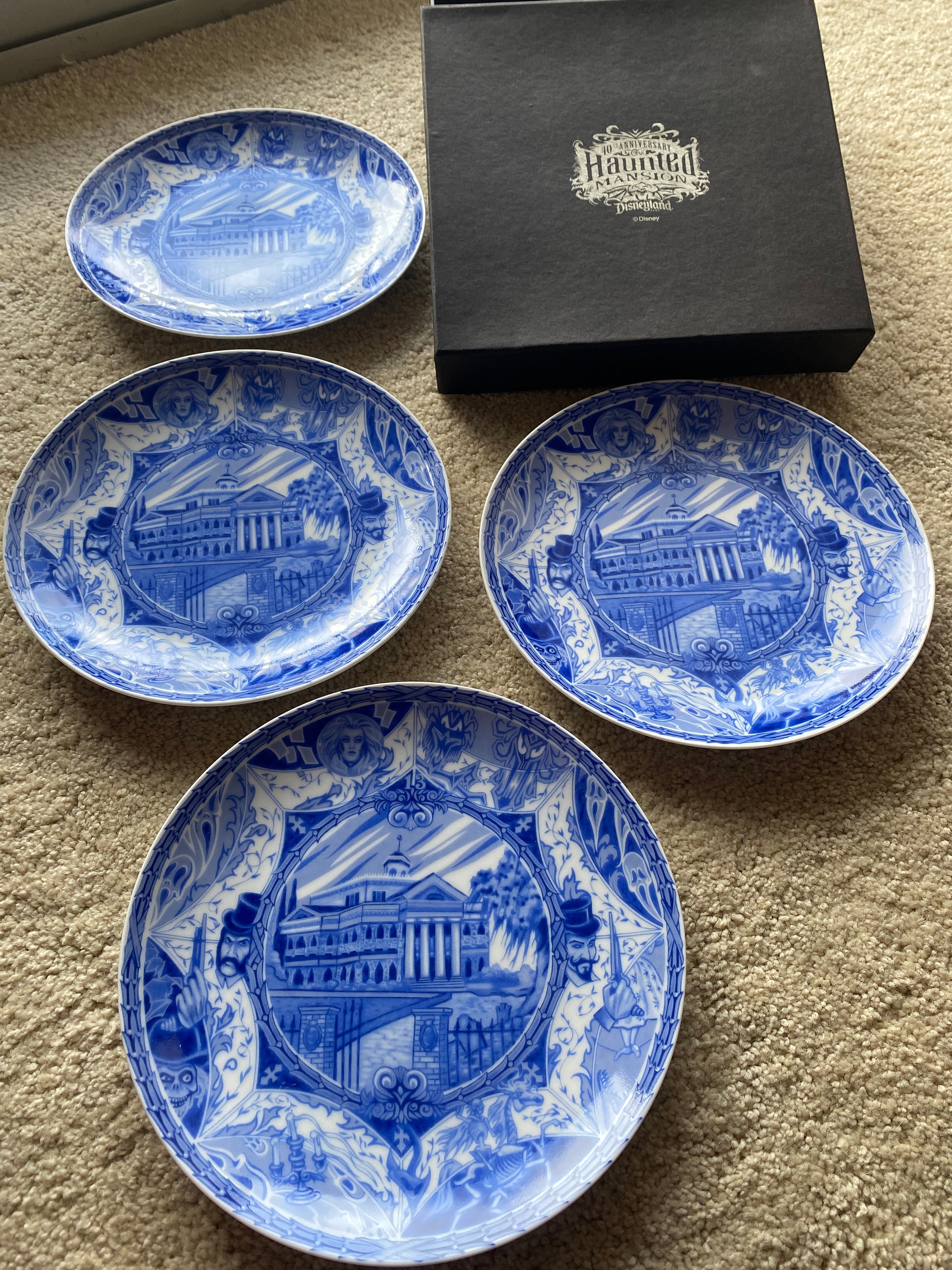 ○未開封！パーク限定 The Haunted Mansion 40周年 墓守 Disneyland's Haunted Mansion 40th Anniversary 8