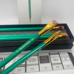 Ltd Edition Blackwing Single Pencil-Tribute to NYC Libraries-Vol 811- Palomino-Single Pencil-Green Library Lamp Color