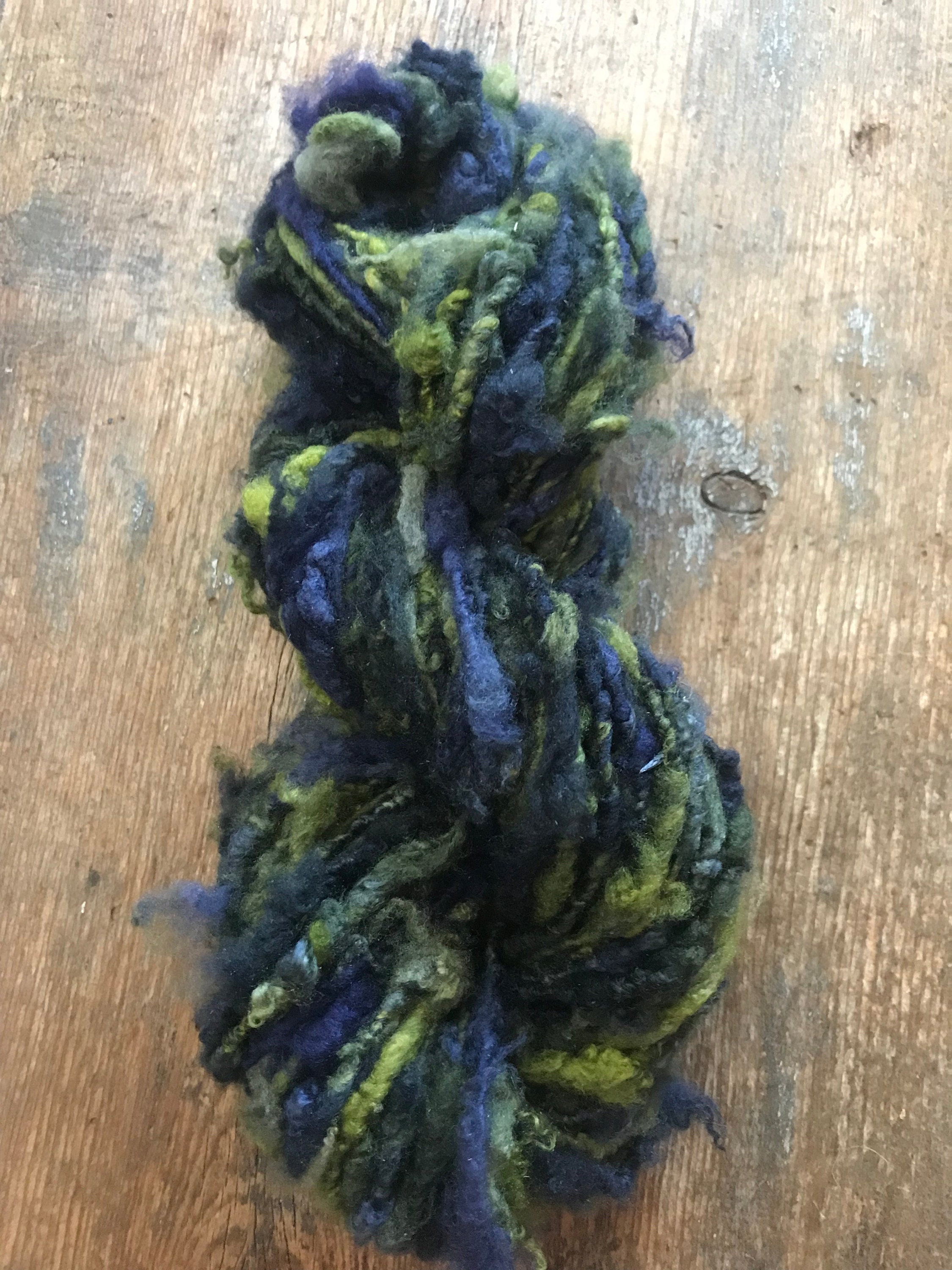Fiddle Faddle merino wool locks yarn, 20 yards - Thumbnail 3